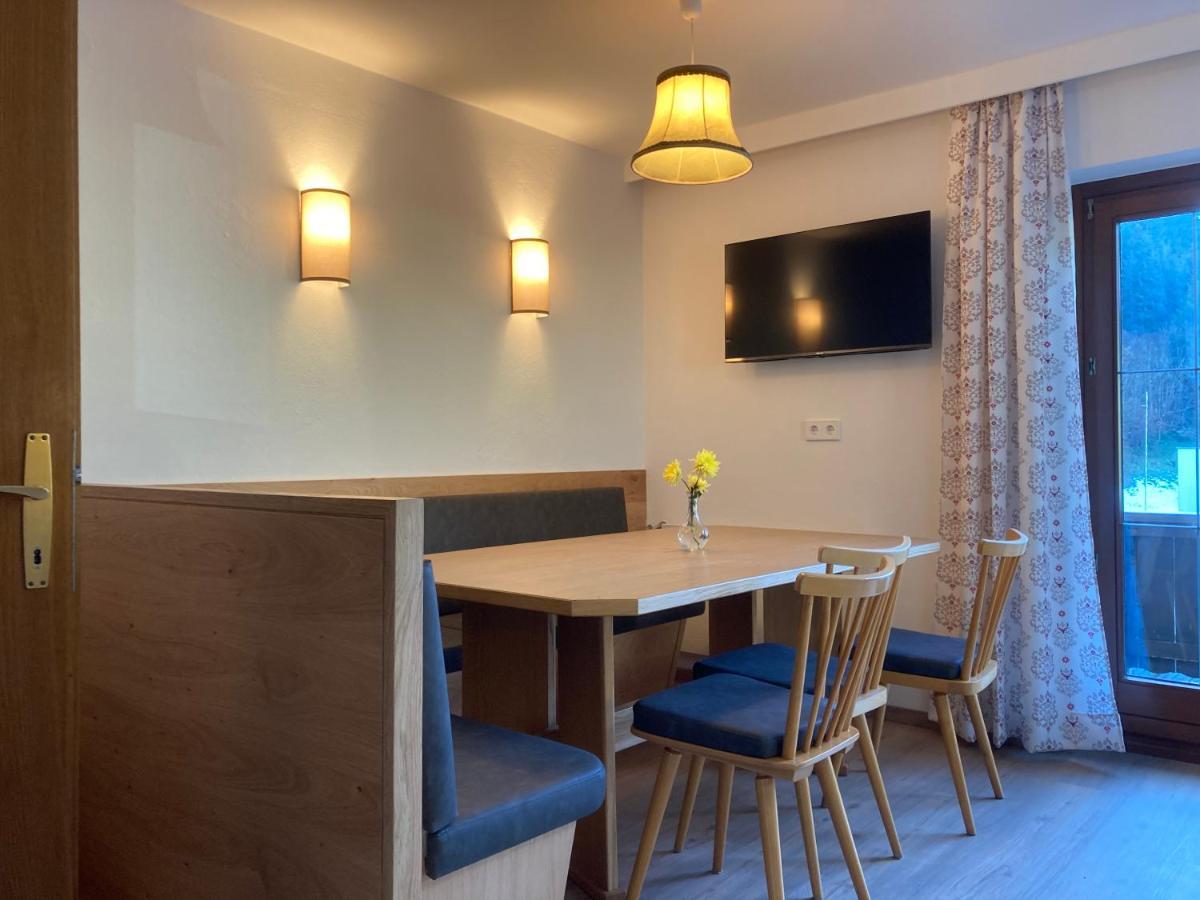 Ferienwohnung Kroell Zell am Ziller Dış mekan fotoğraf
