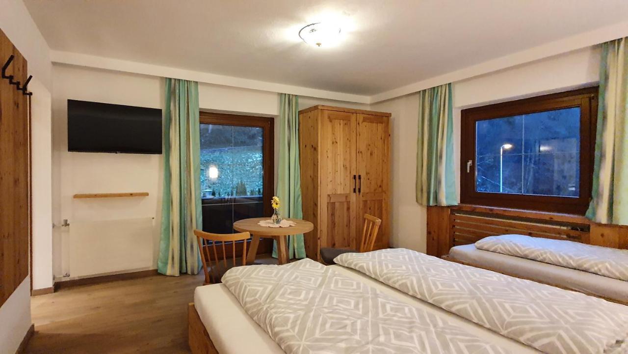 Ferienwohnung Kroell Zell am Ziller Dış mekan fotoğraf
