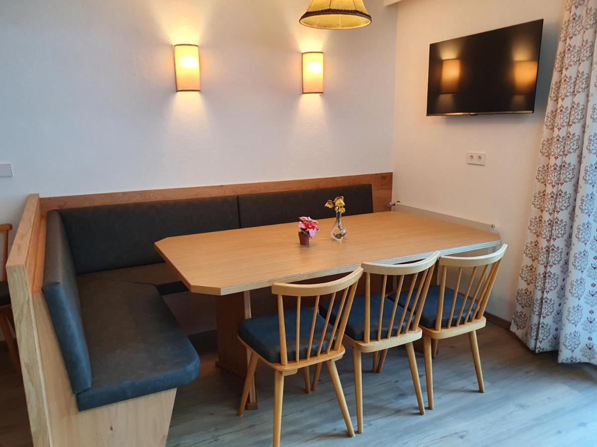 Ferienwohnung Kroell Zell am Ziller Dış mekan fotoğraf