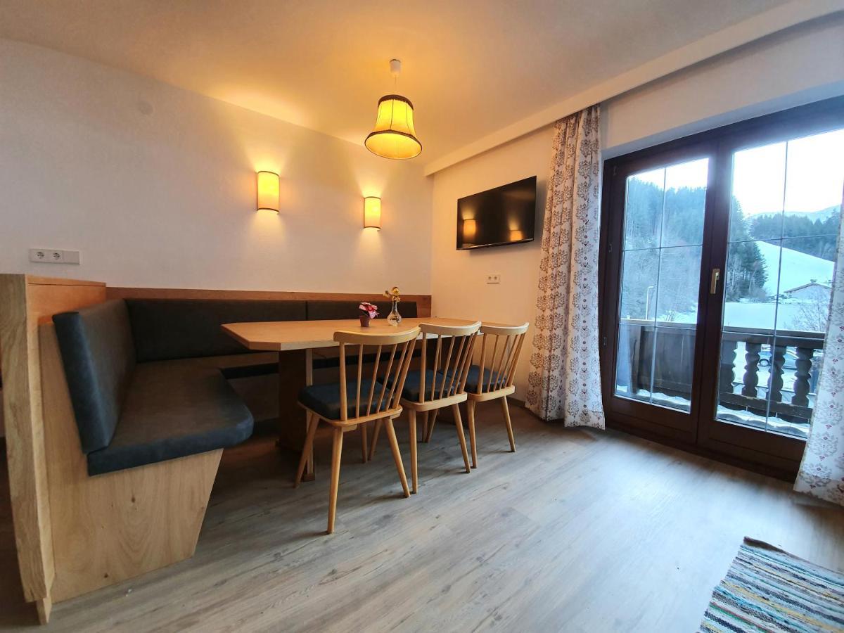 Ferienwohnung Kroell Zell am Ziller Dış mekan fotoğraf