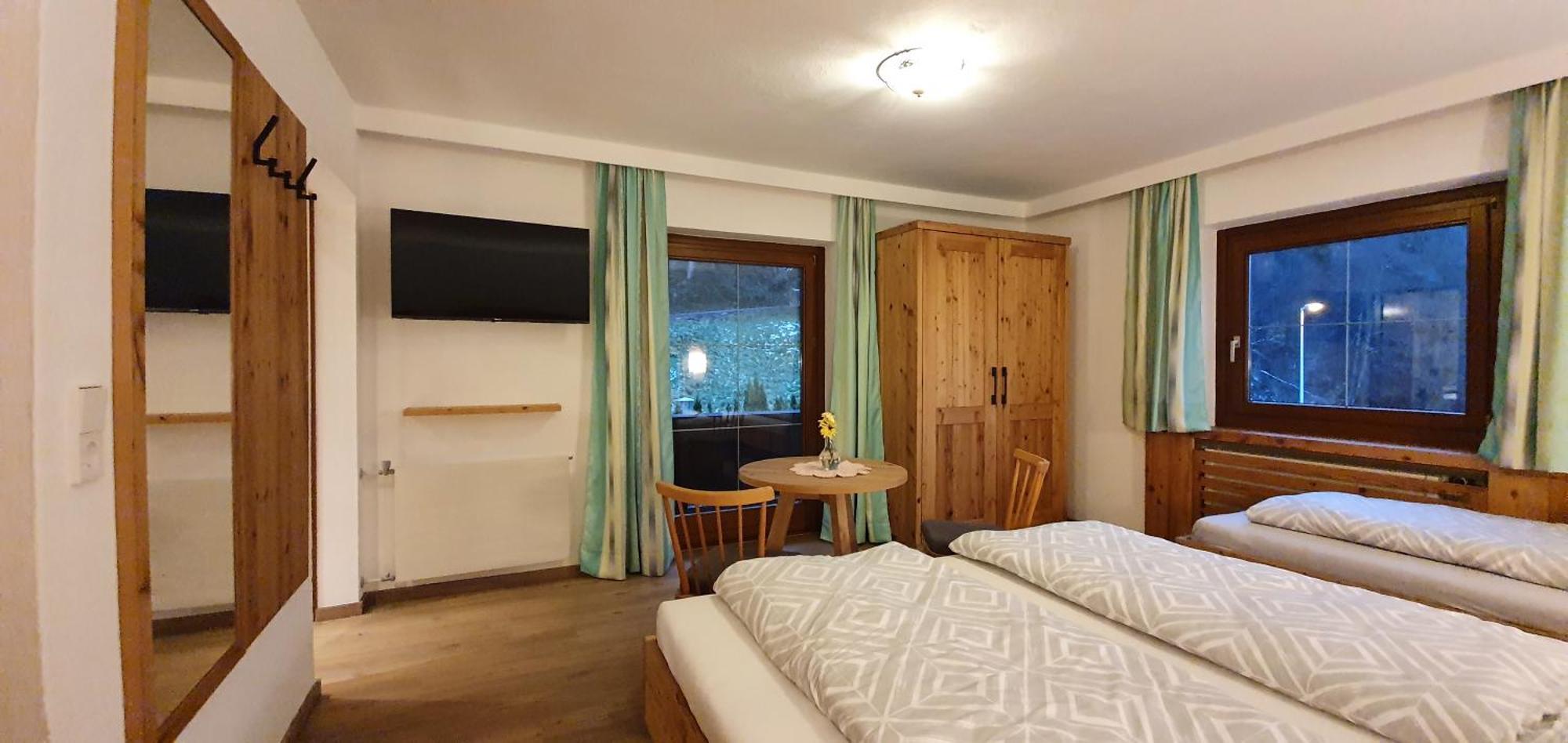 Ferienwohnung Kroell Zell am Ziller Oda fotoğraf